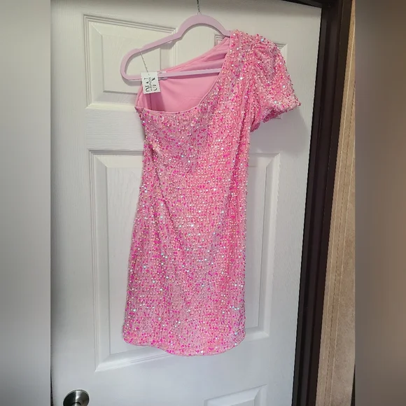 One-Shoulder Pink Sequin Mini Dress - Picture 4 of 7